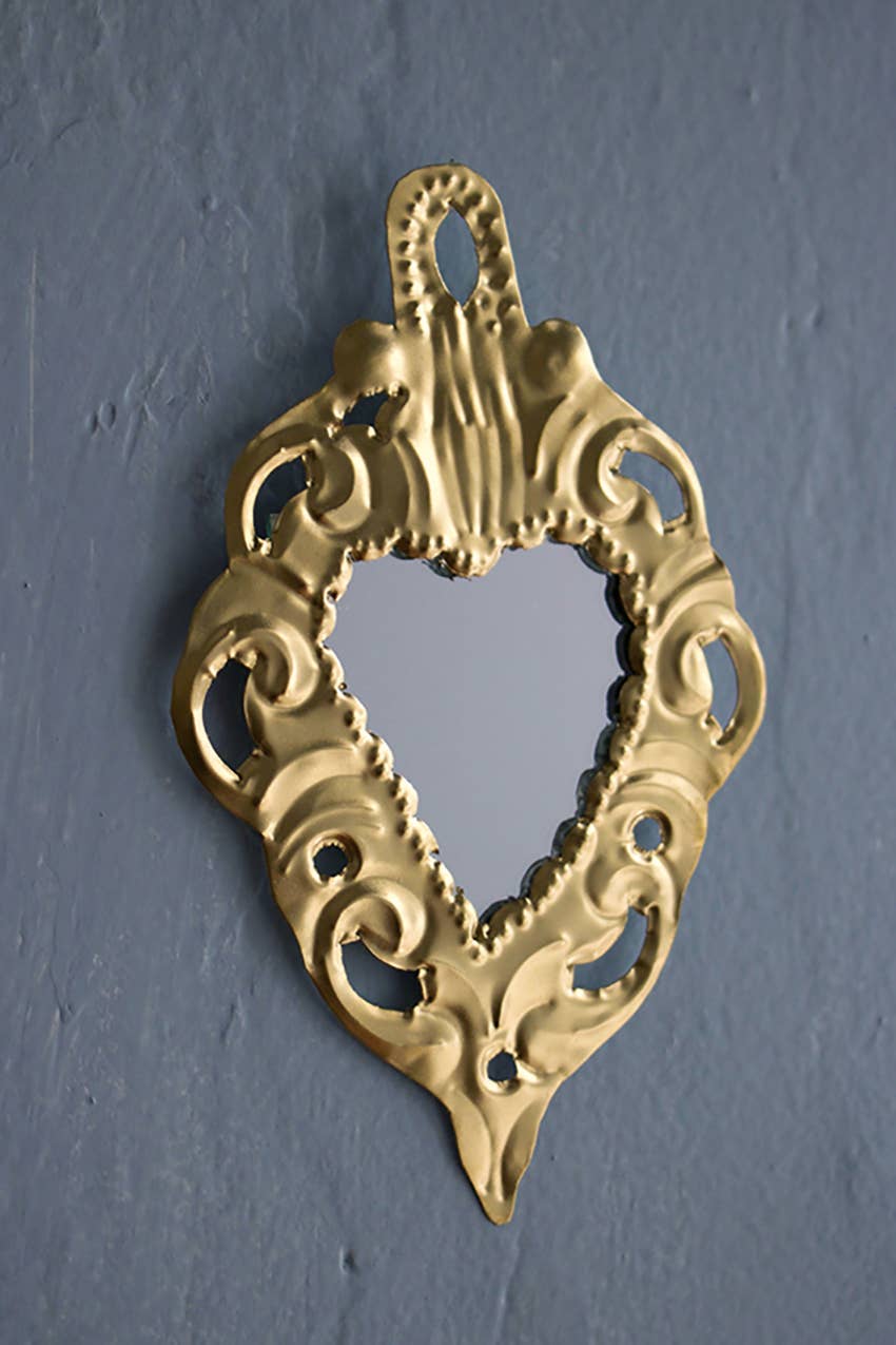 Décoration ex-voto or Mexican Milagro Tin Ornament – Image 2