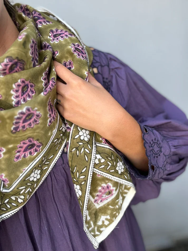 Foulard en coton – 100 % coton – Deux tailles disponibles - Carmen – Image 2