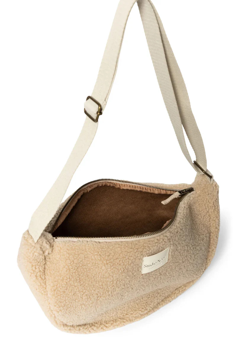 Studio Noos - Sac banane adulte en nounours écru – Image 5
