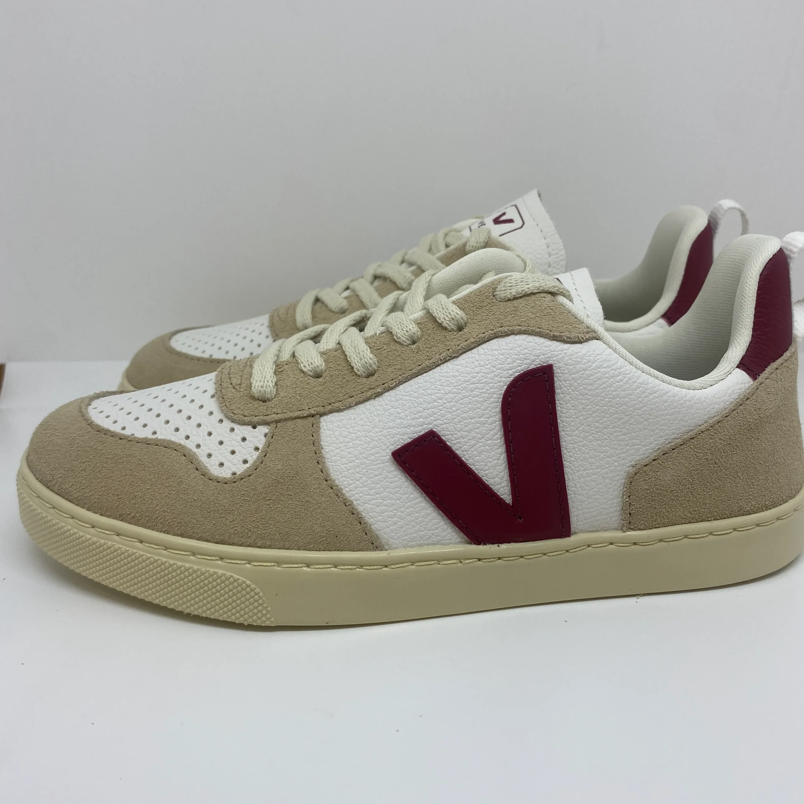 V10 LACE - MGE – Image 3