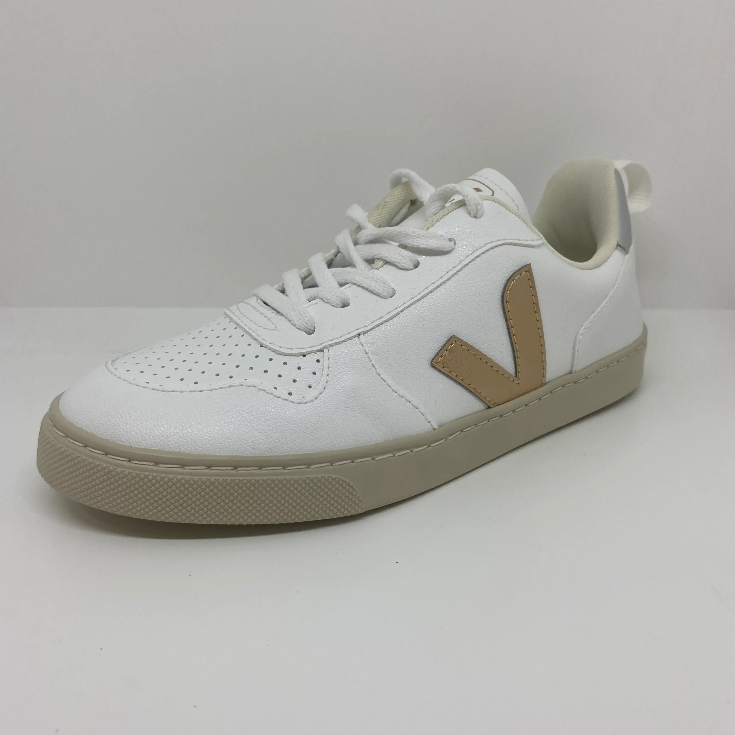 V10 LACE - MGE – Image 2