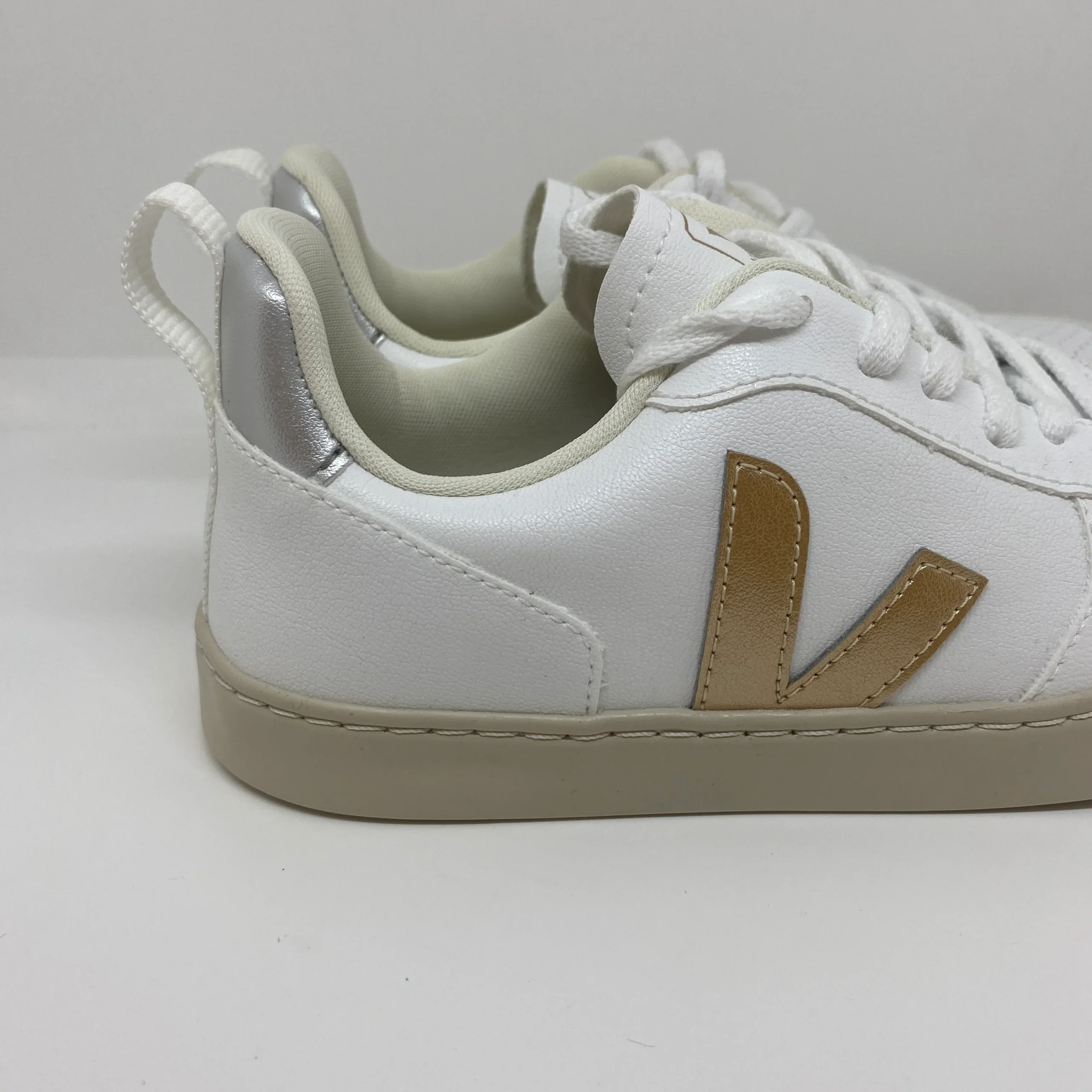 V10 LACE - MGE – Image 5