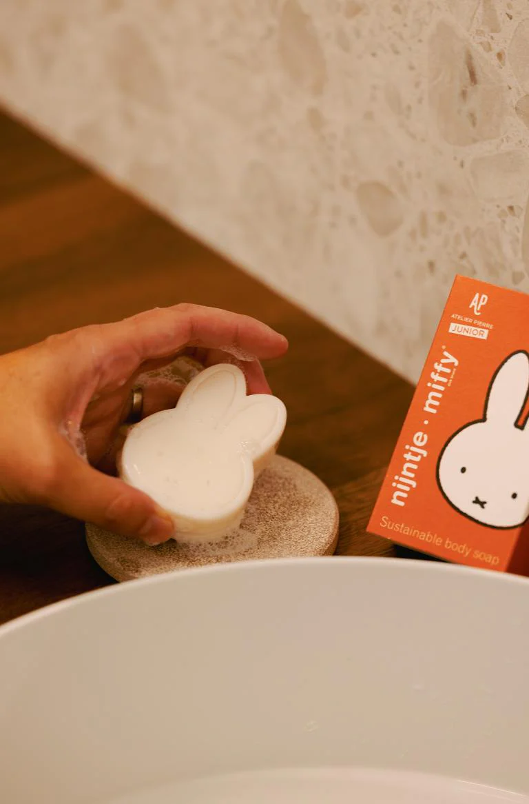 Atelier Pierre - Miffy Classic - Savon tout-en-un – Image 4