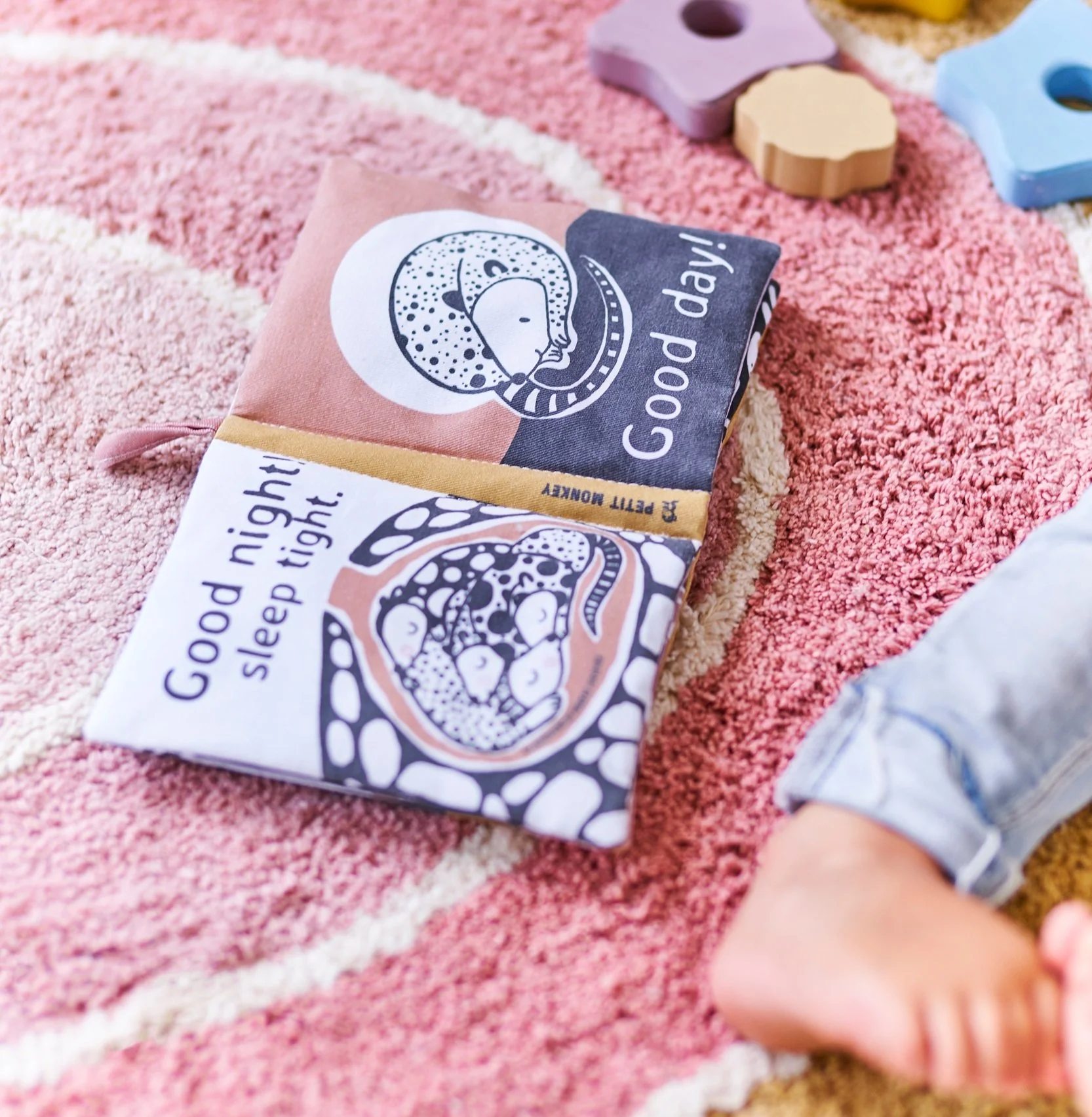 Petit Monkey - Livre doux pour bébé Sleepy Wakey – Image 7