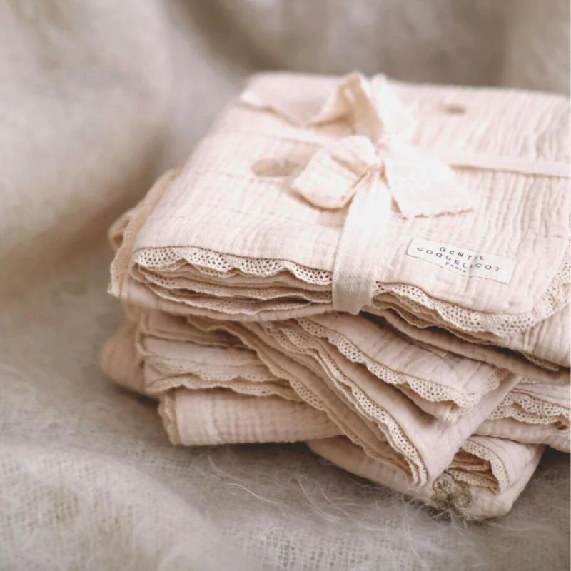 Couverture brodée hirondelles – Image 4