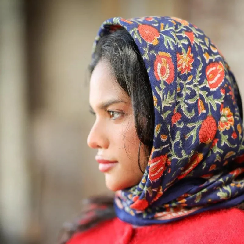 Foulard grand format - Mina Indigo – Image 3