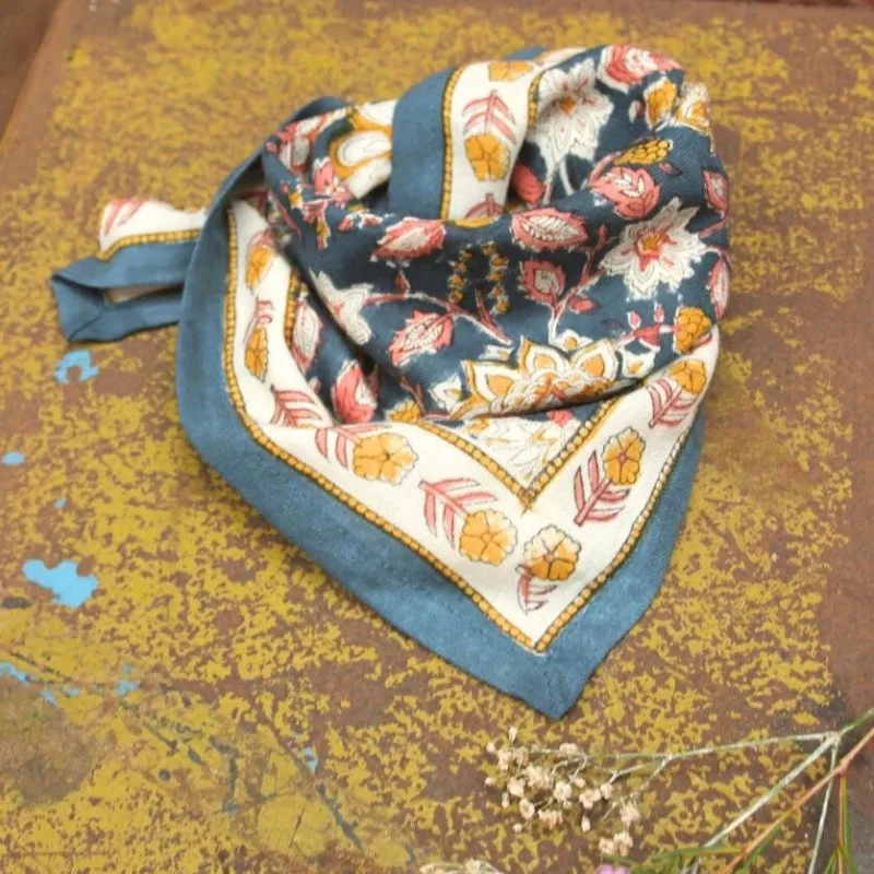 Foulard petit format - Manon Bleu Azur – Image 3