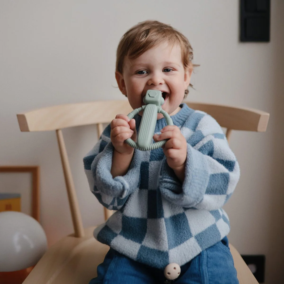 Mushie - Hochet et jouet de dentition à la fois – Image 7